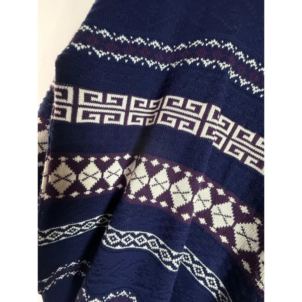 Vintage Whitefish Bay Mens Blue Geometric Fair Isle Knit Sweater‎ Size M Hungary